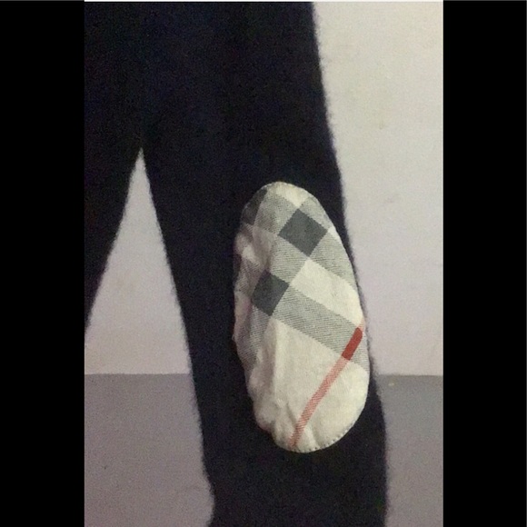 Authentic Burberry Blue cashmere sweater 💕 - Picture 7 of 7